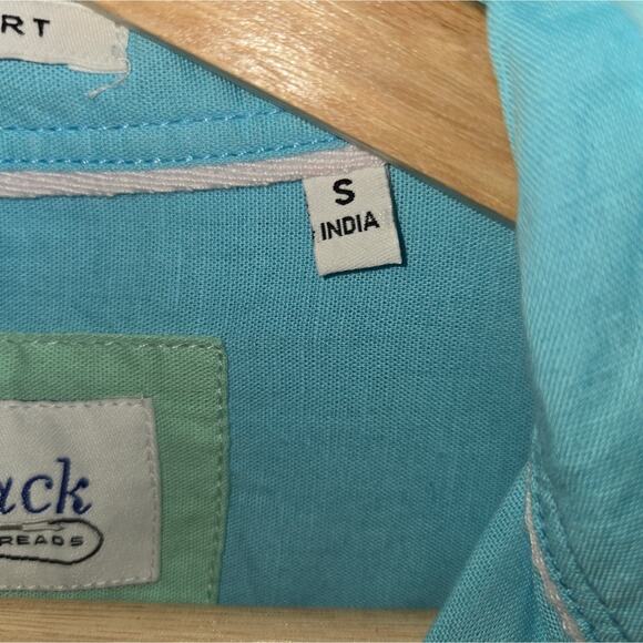 BlueBlack Threads Light Blue Button-Up Shirt - Small [0027] - Picture 6 of 9